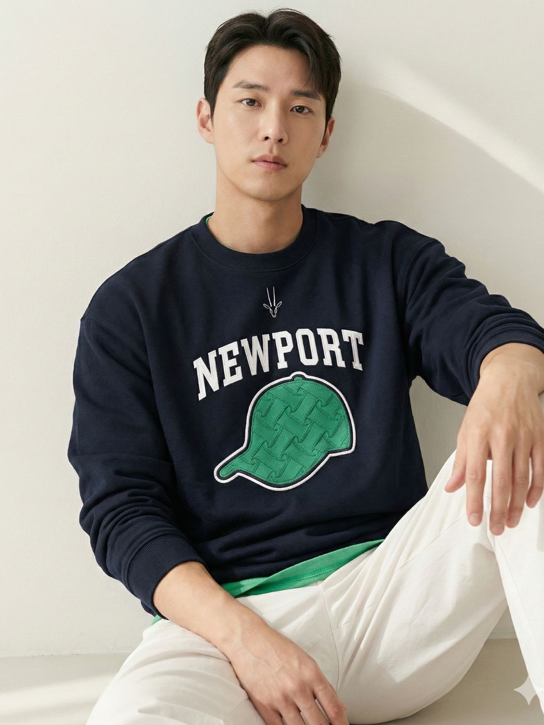 Newport Cap Varsity Navy Crewneck Top